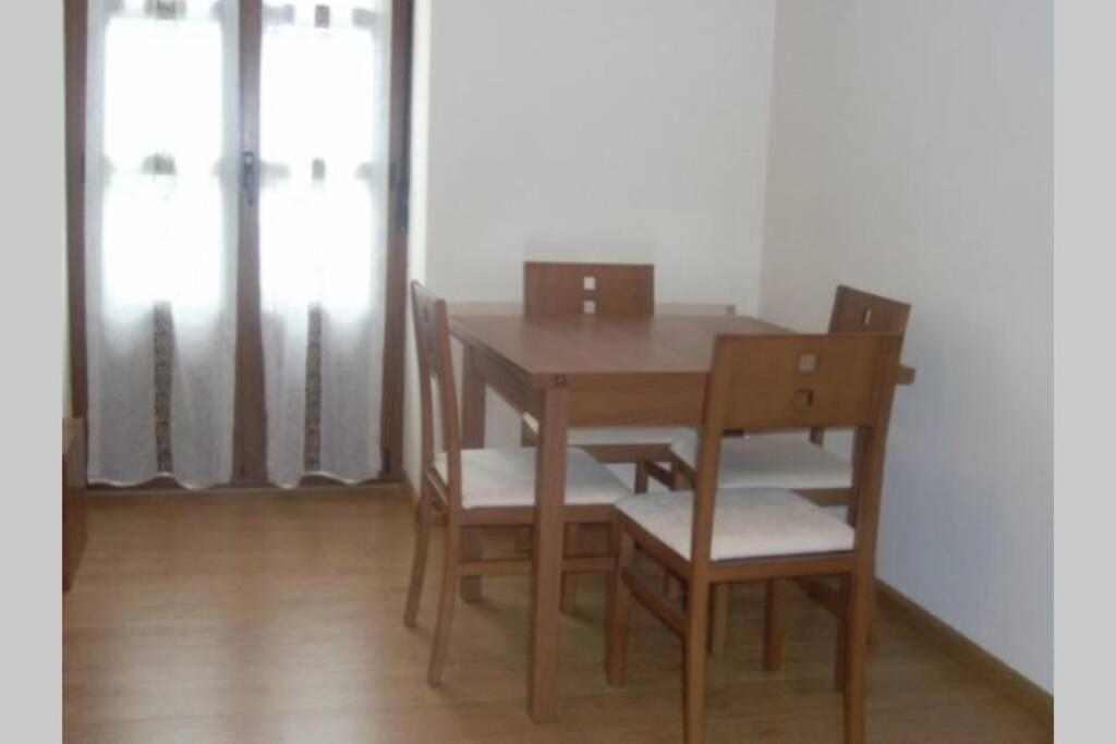 Apartamentosarturo Llanes Laplaza 2ºc Exteriér fotografie