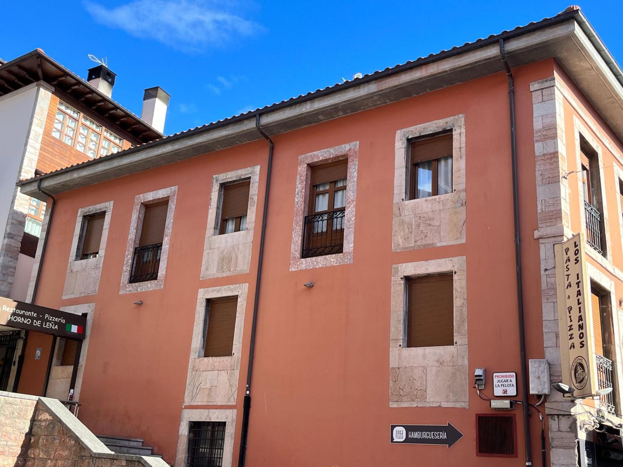 Apartamentosarturo Llanes Laplaza 2ºc Exteriér fotografie
