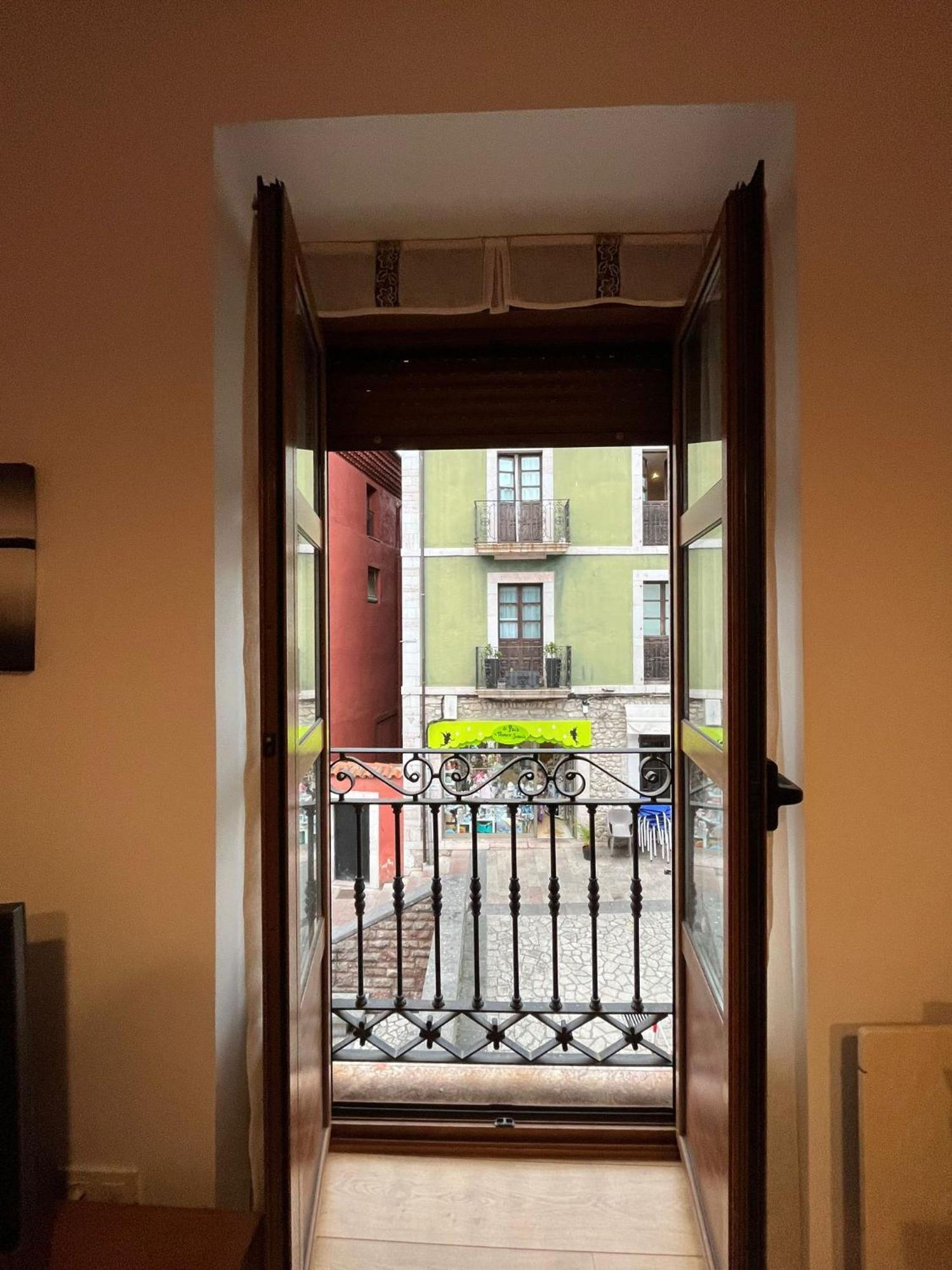 Apartamentosarturo Llanes Laplaza 2ºc Exteriér fotografie